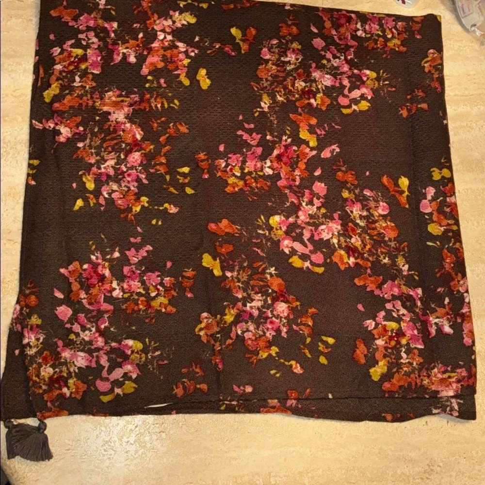 J Jill  Brown Floral Patterned Scarf, 2 Tassels, Buttery Soft! 38